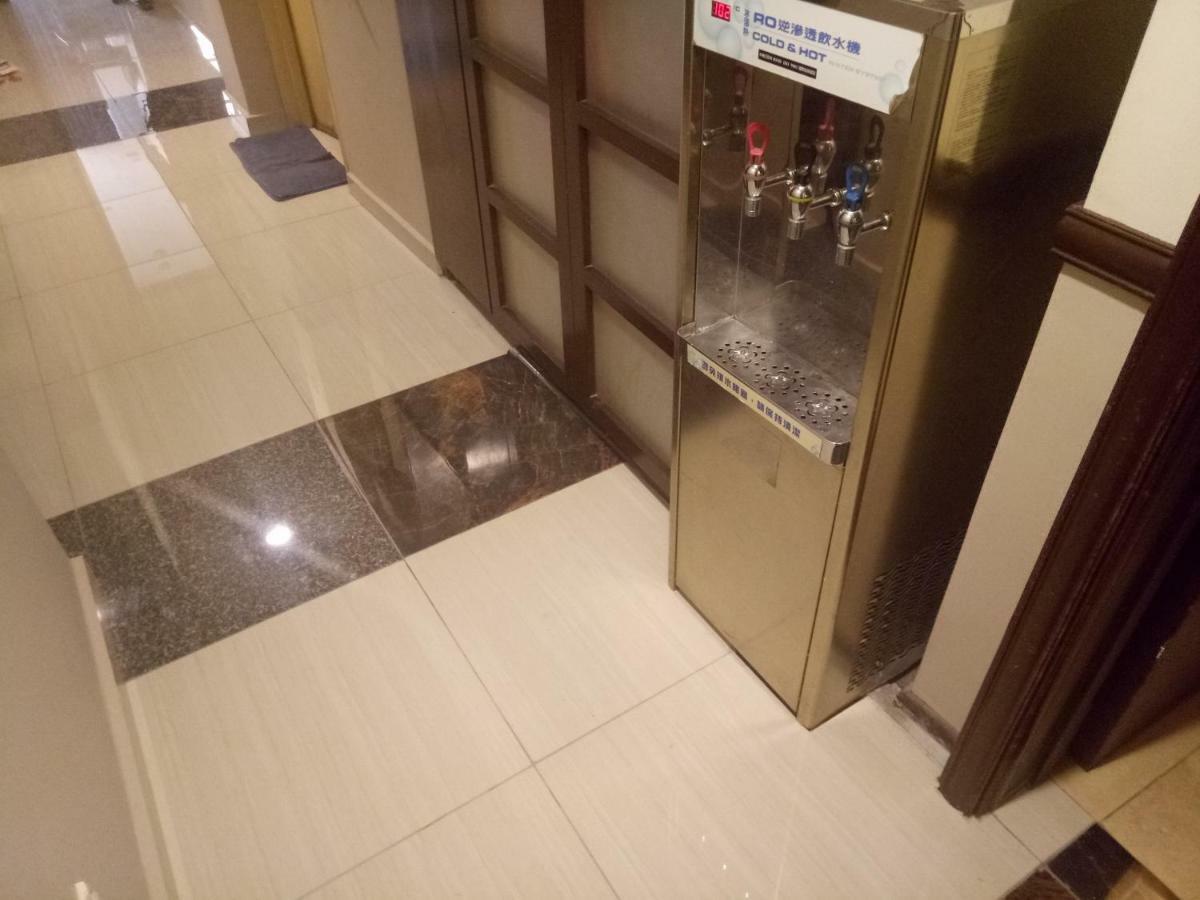 Hotel Sri Sutra Sunway Mentari Petaling Jaya Buitenkant foto