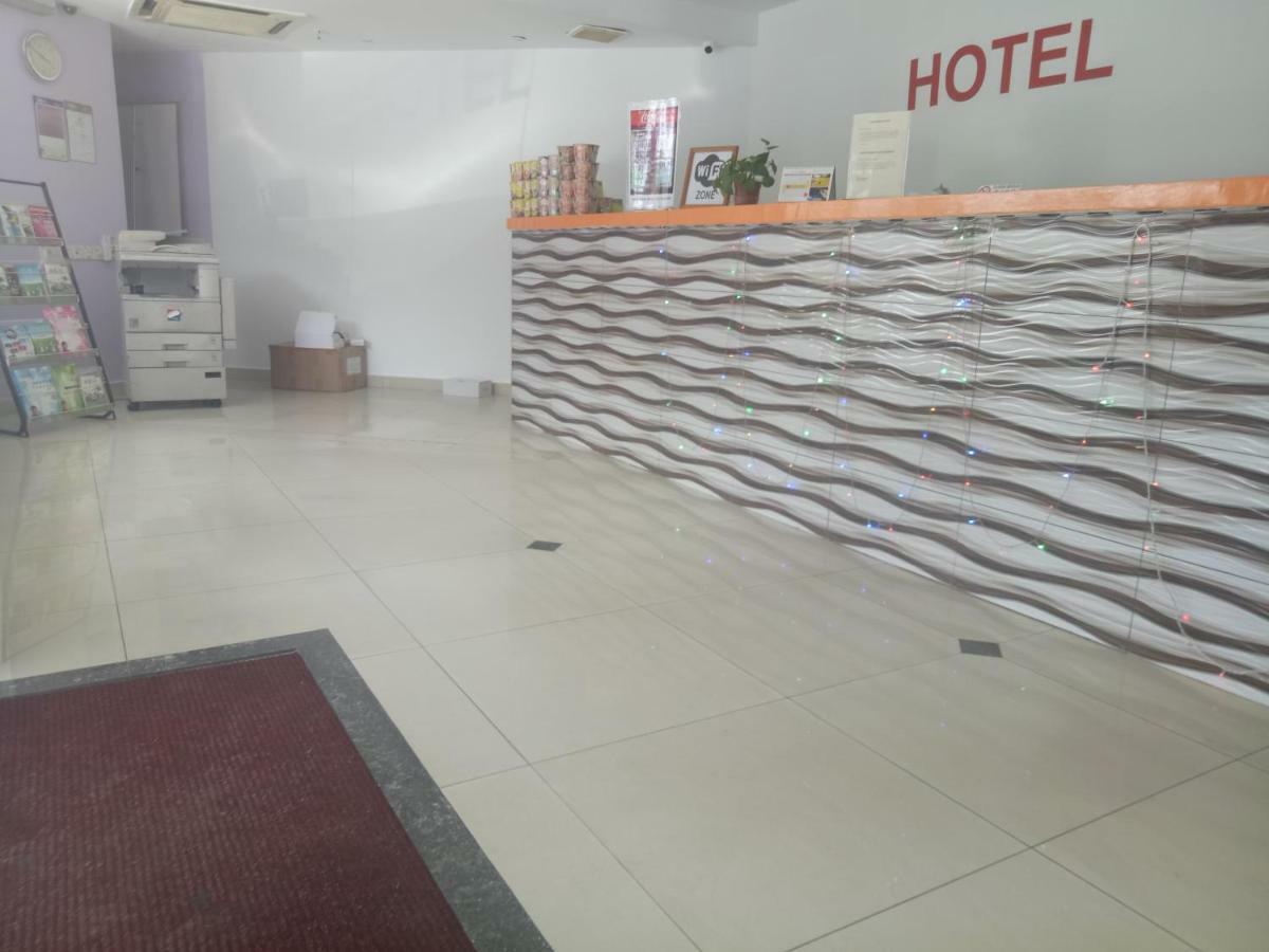 Hotel Sri Sutra Sunway Mentari Petaling Jaya Buitenkant foto