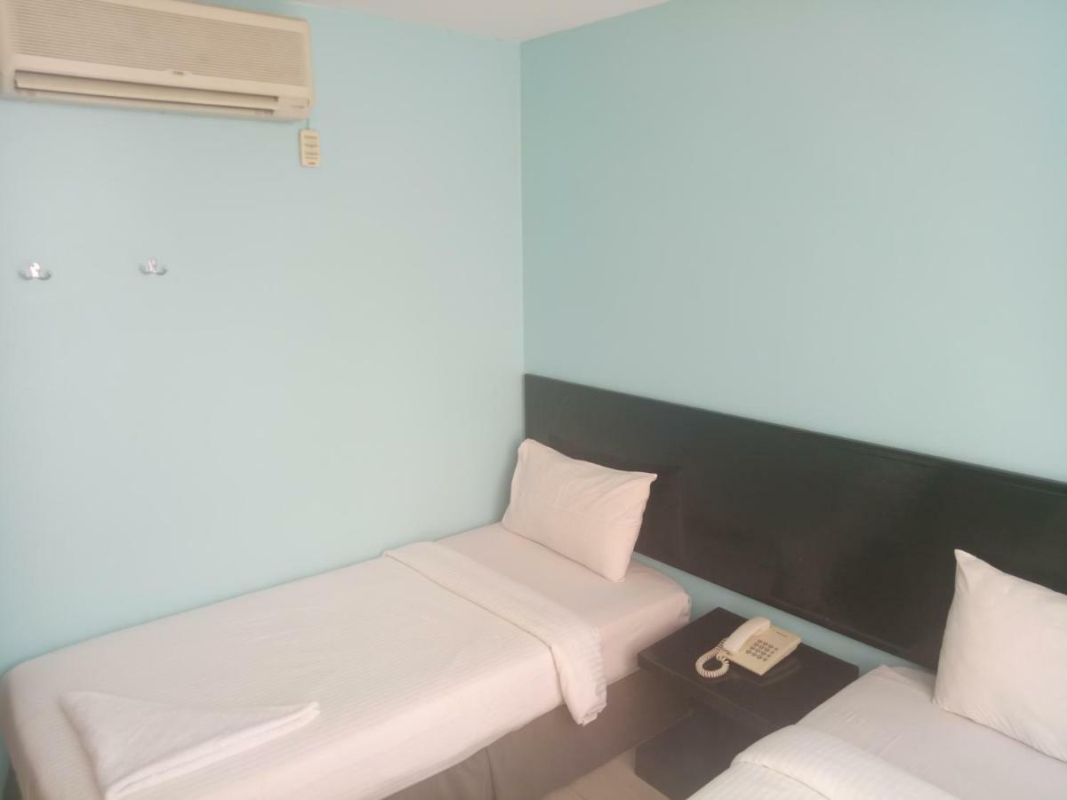 Hotel Sri Sutra Sunway Mentari Petaling Jaya Buitenkant foto